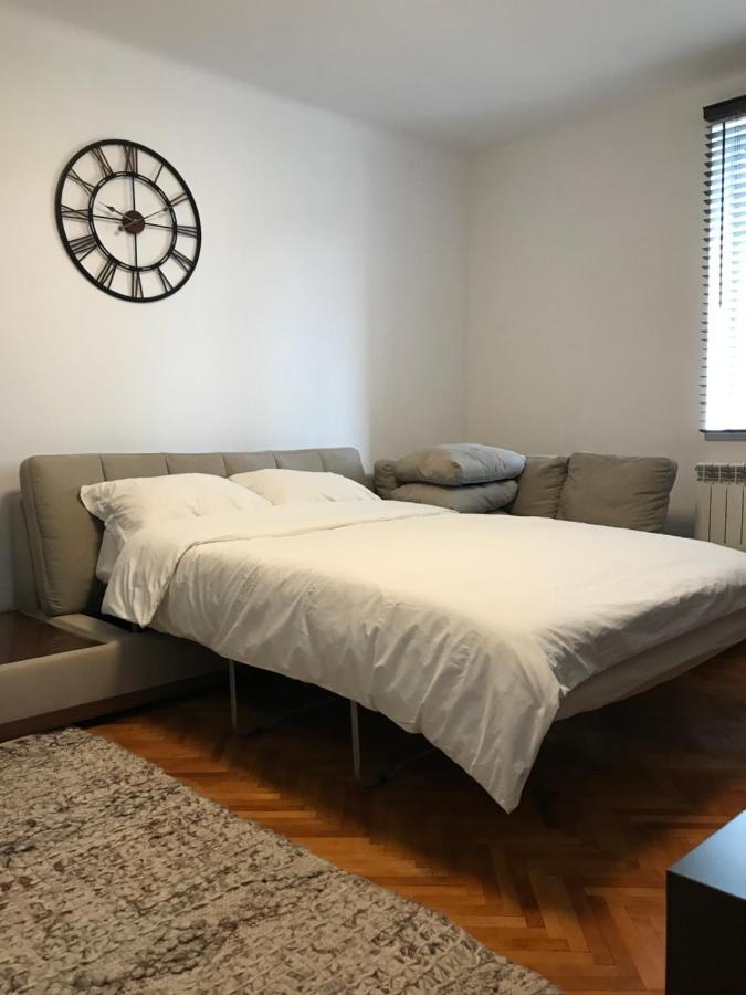 Apartament Sanda Leilighet Turda Eksteriør bilde