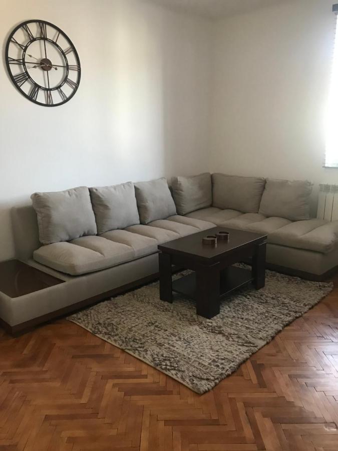 Apartament Sanda Leilighet Turda Eksteriør bilde