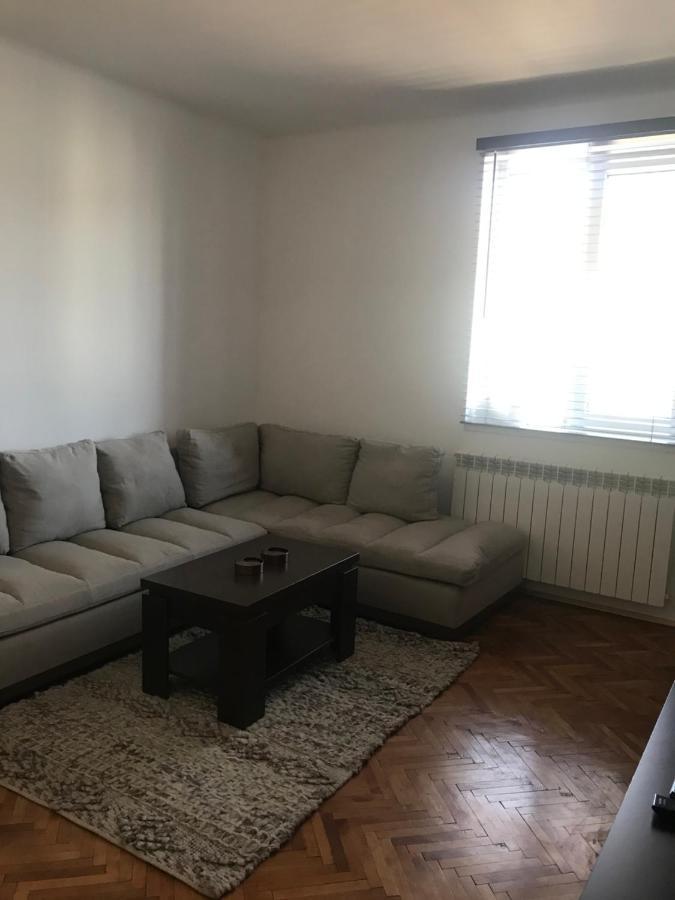 Apartament Sanda Leilighet Turda Eksteriør bilde