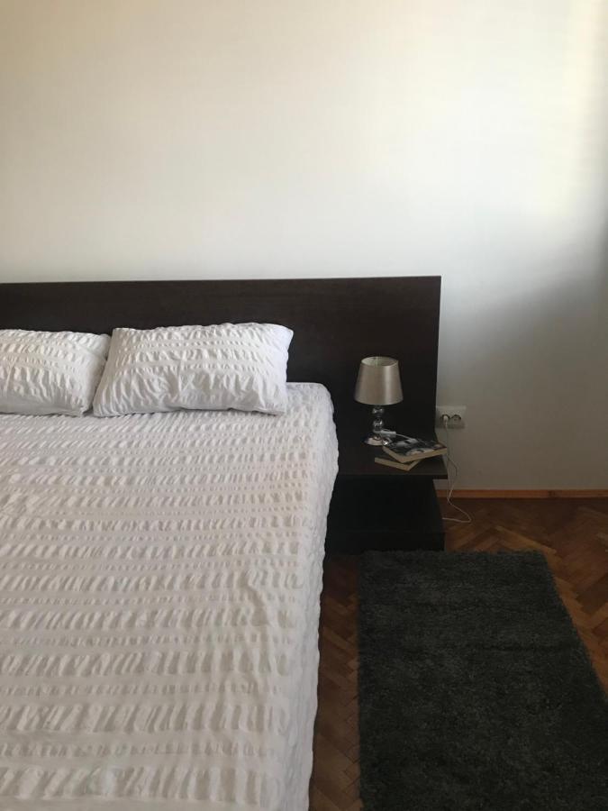 Apartament Sanda Leilighet Turda Eksteriør bilde